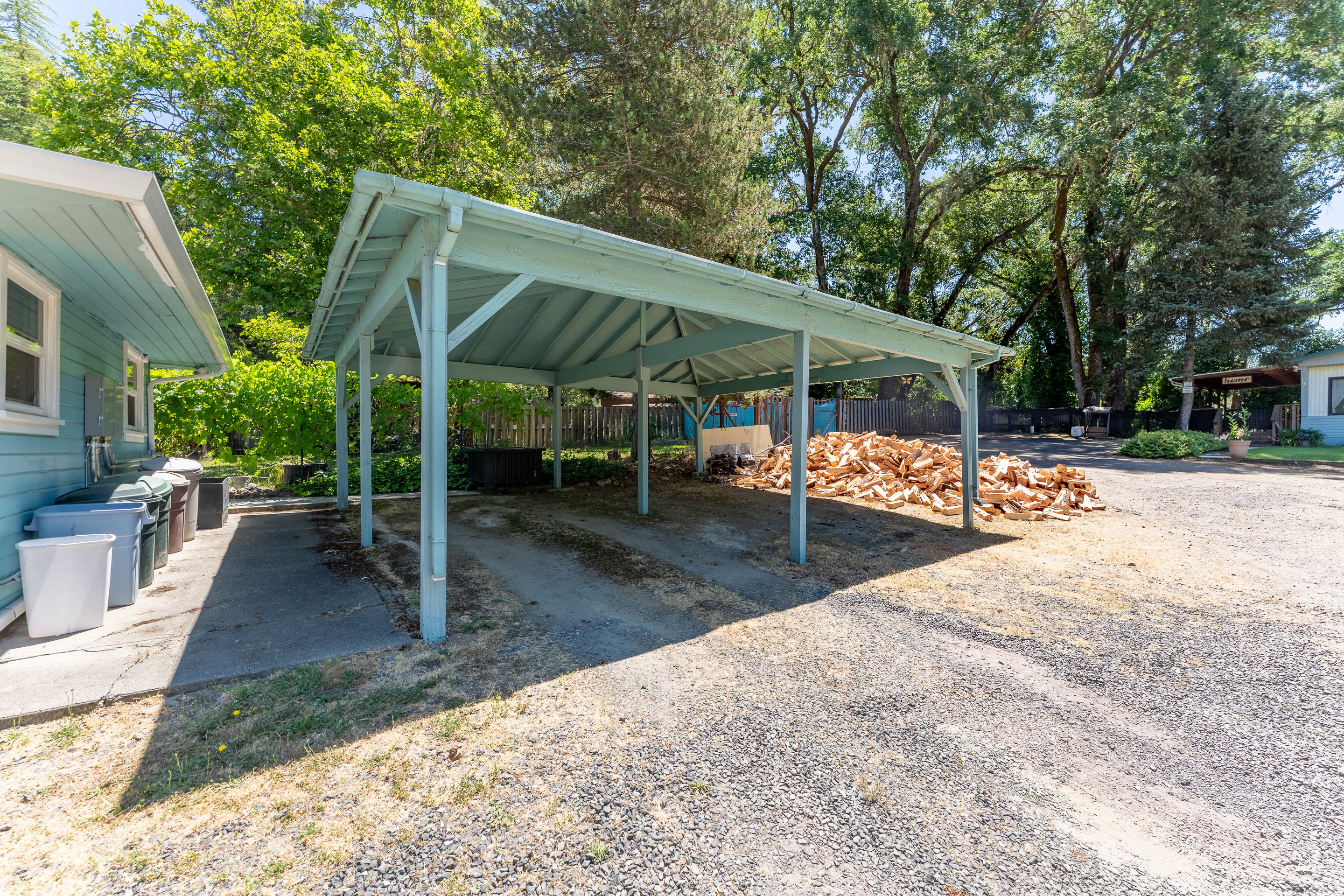 Willits, California, 95490, United States, 3 Bedrooms Bedrooms, ,2 BathroomsBathrooms,Residential,For Sale,1883434