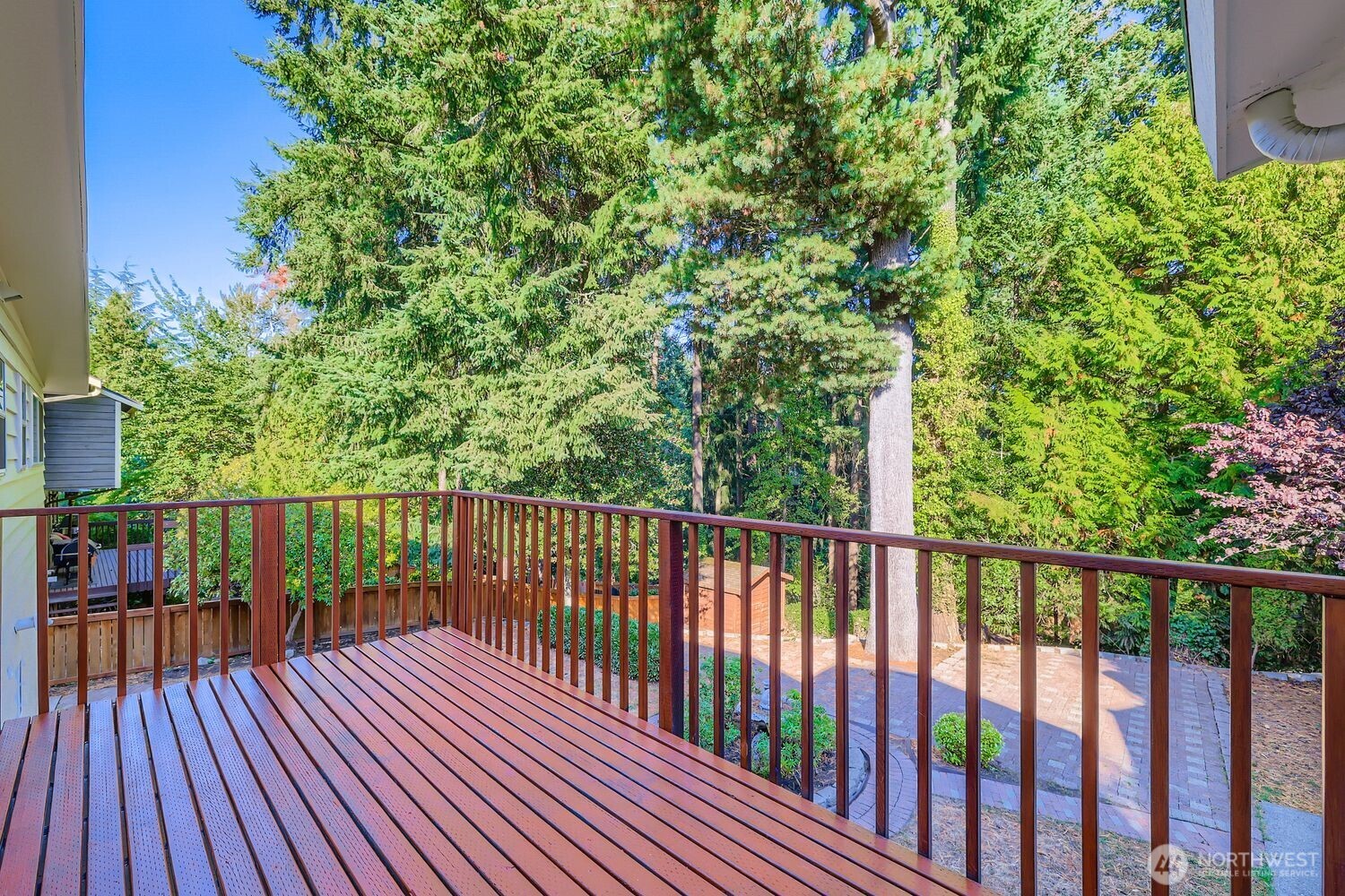 Shoreline, Washington, 98133, United States, 9 Bedrooms Bedrooms, ,1 BathroomBathrooms,Residential,For Sale,1984039