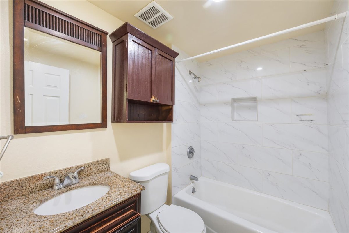 Chino, California, 91710, United States, 5 Bedrooms Bedrooms, ,3 BathroomsBathrooms,Residential,For Sale,1943036