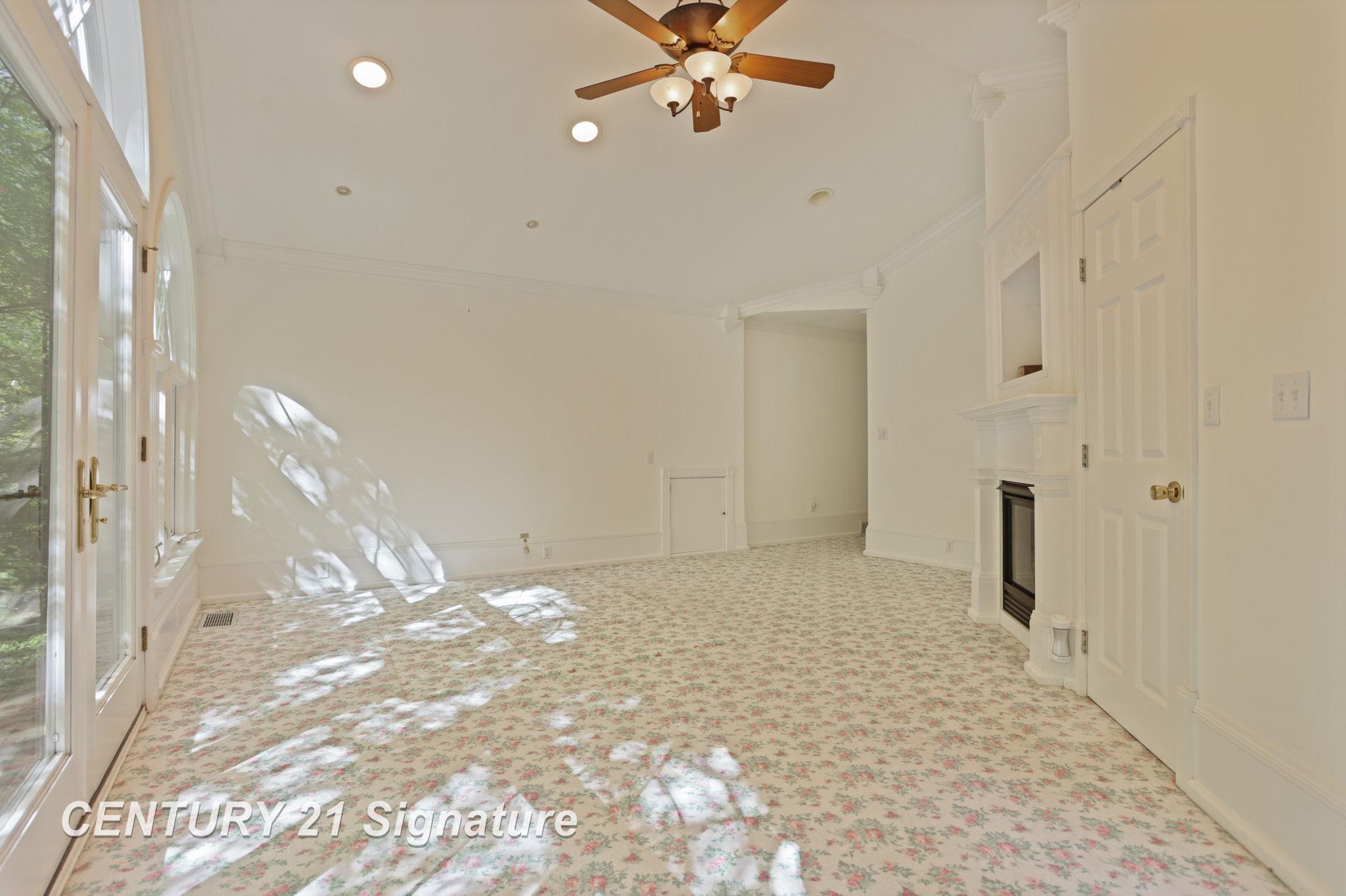 Chesaning, Michigan, 48616, United States, 4 Bedrooms Bedrooms, ,3 BathroomsBathrooms,Residential,For Sale,1980512