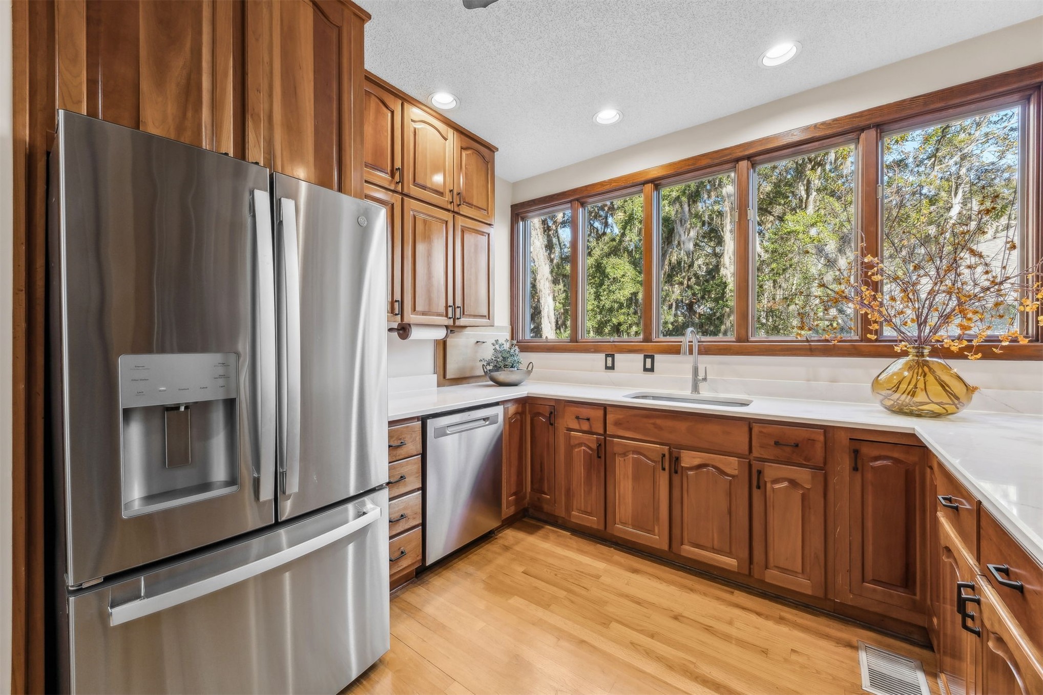 Fernandina Beach, Florida, 32034, United States, 3 Bedrooms Bedrooms, ,4 BathroomsBathrooms,Residential,For Sale,2011360