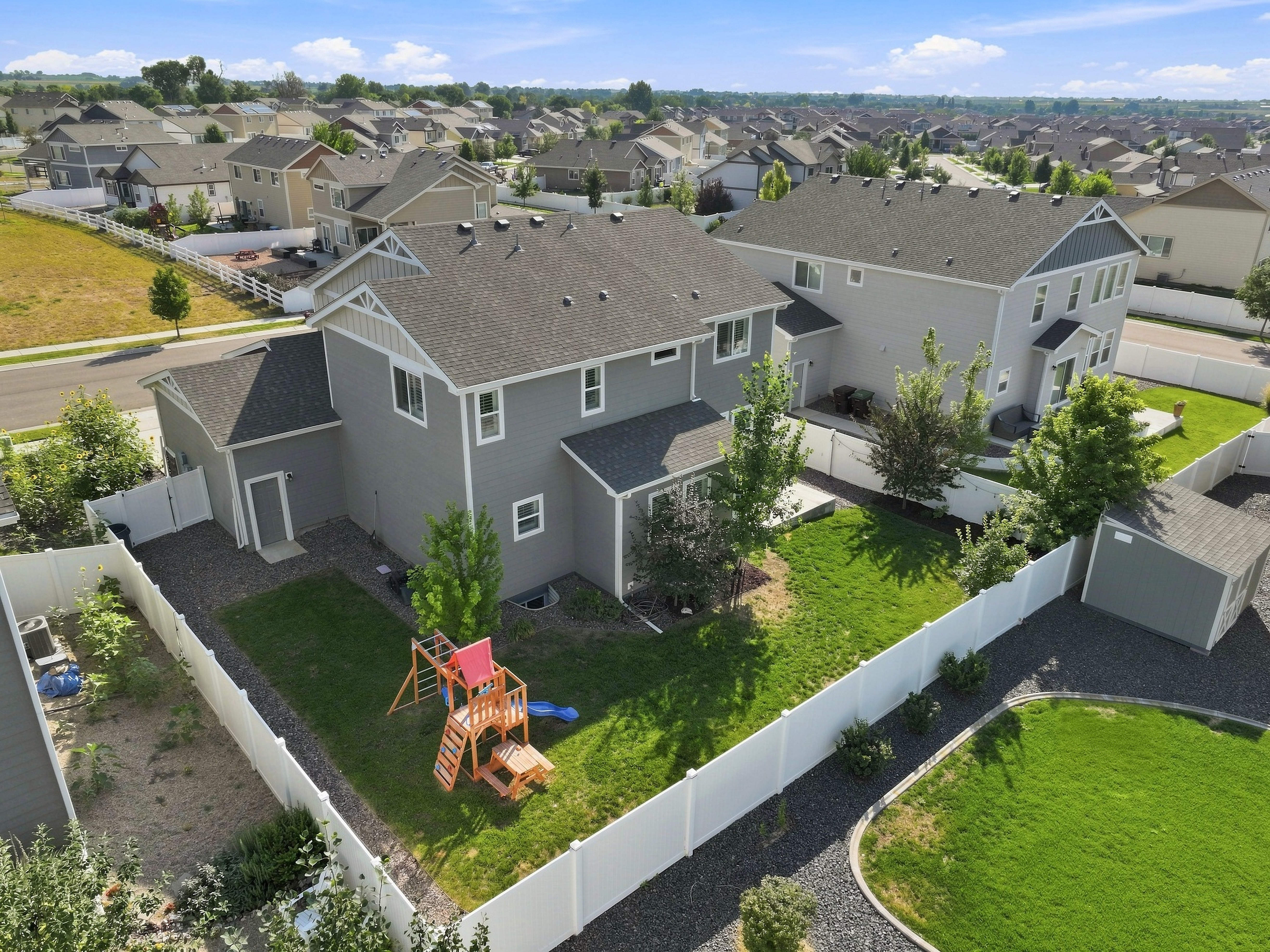  Modern Comfort Meets Everyday Function at 1123 Ibex Drive - 物件實景