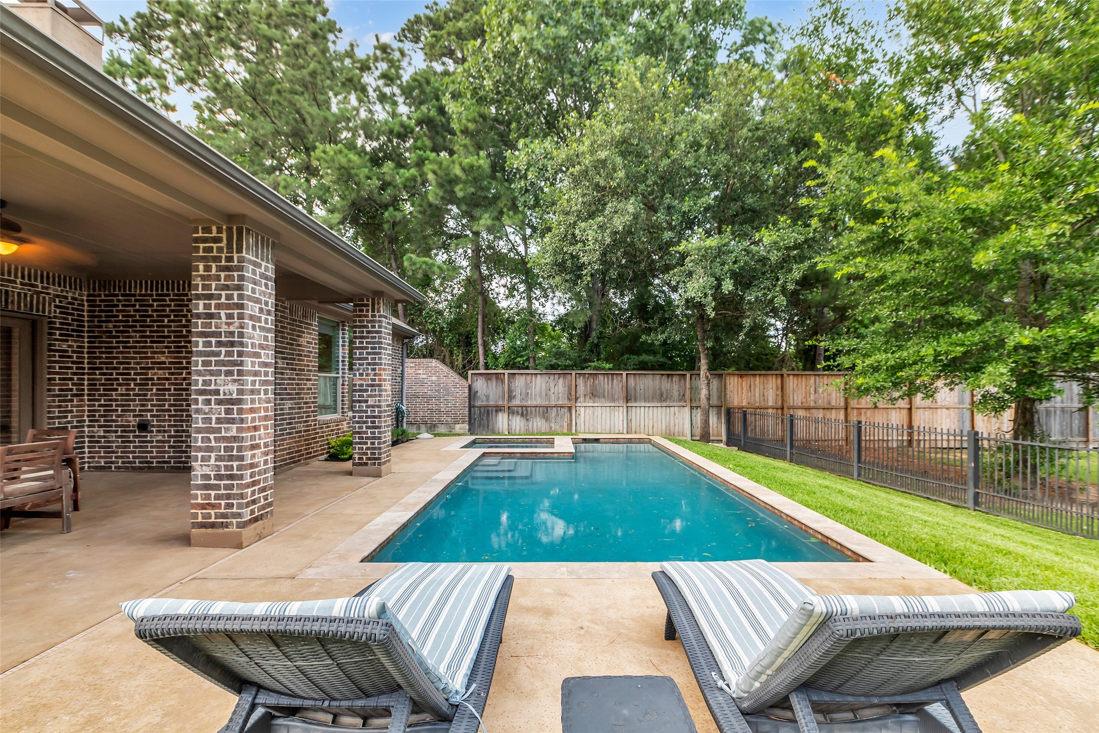 Spring, Texas, 77389, United States, 4 Bedrooms Bedrooms, ,4 BathroomsBathrooms,Residential,For Sale,1906522