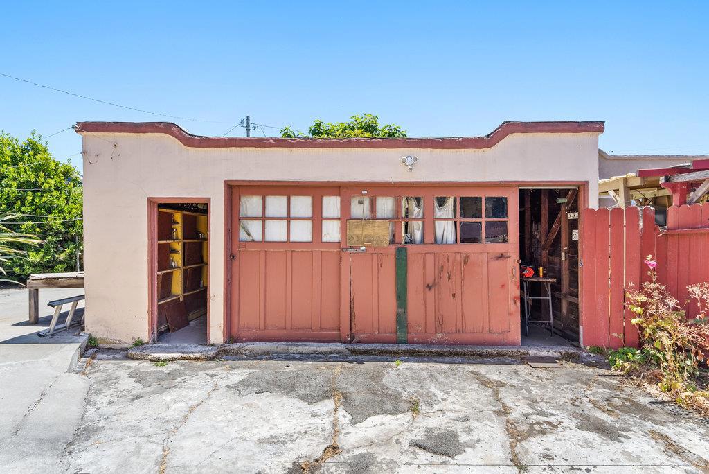 Watsonville, California, 95076, United States, 3 Bedrooms Bedrooms, ,1 BathroomBathrooms,Residential,For Sale,1889812