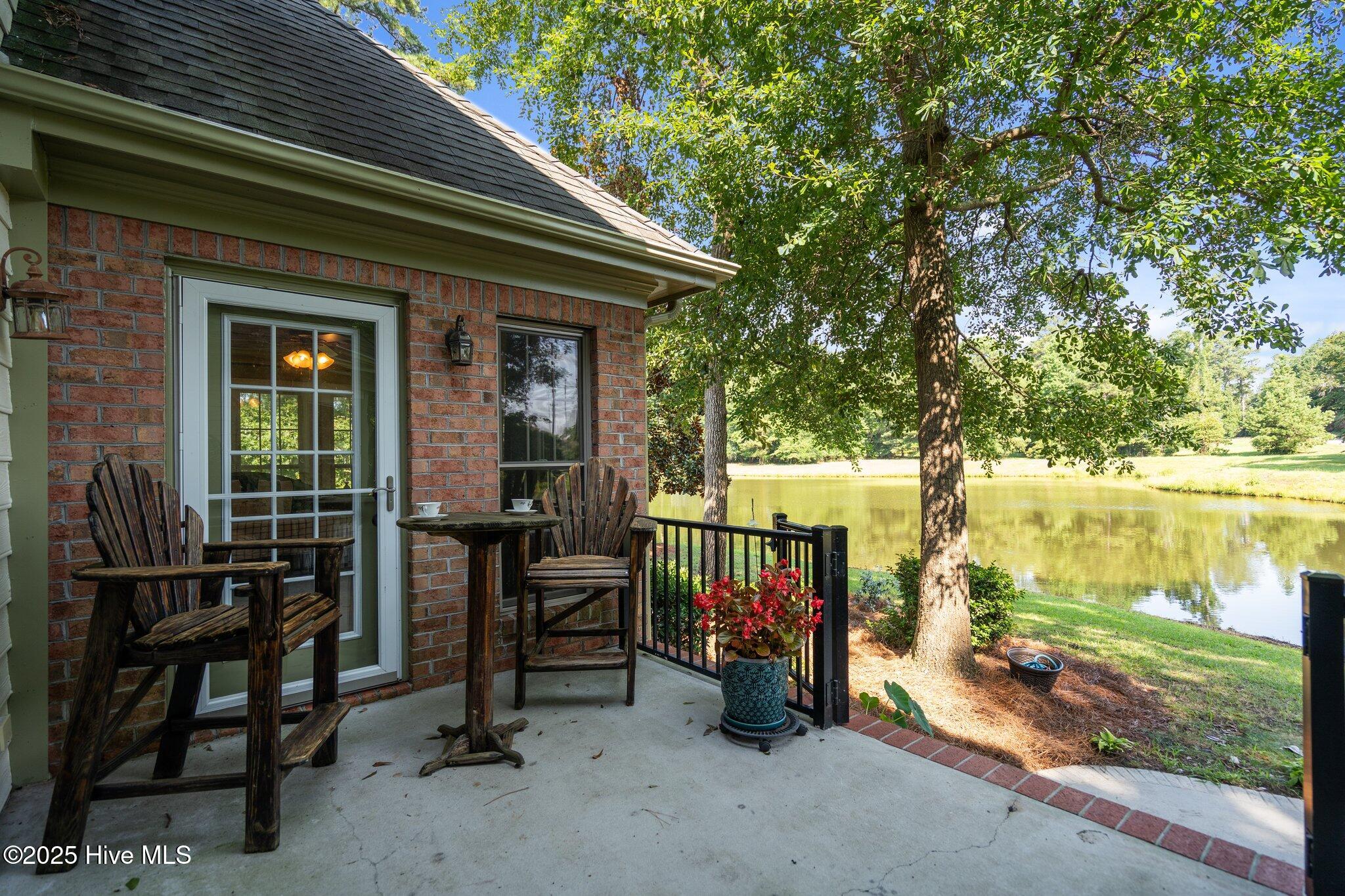 Wallace, North Carolina, 28466, United States, 4 Bedrooms Bedrooms, ,4 BathroomsBathrooms,Residential,For Sale,1930651