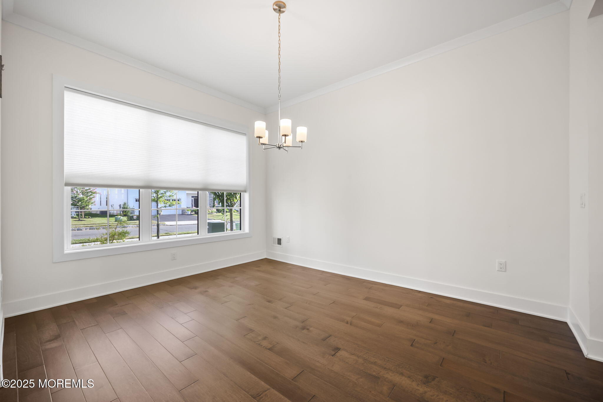Manalapan, New Jersey, 07726, United States, 4 Bedrooms Bedrooms, ,3 BathroomsBathrooms,Residential,For Sale,1914014