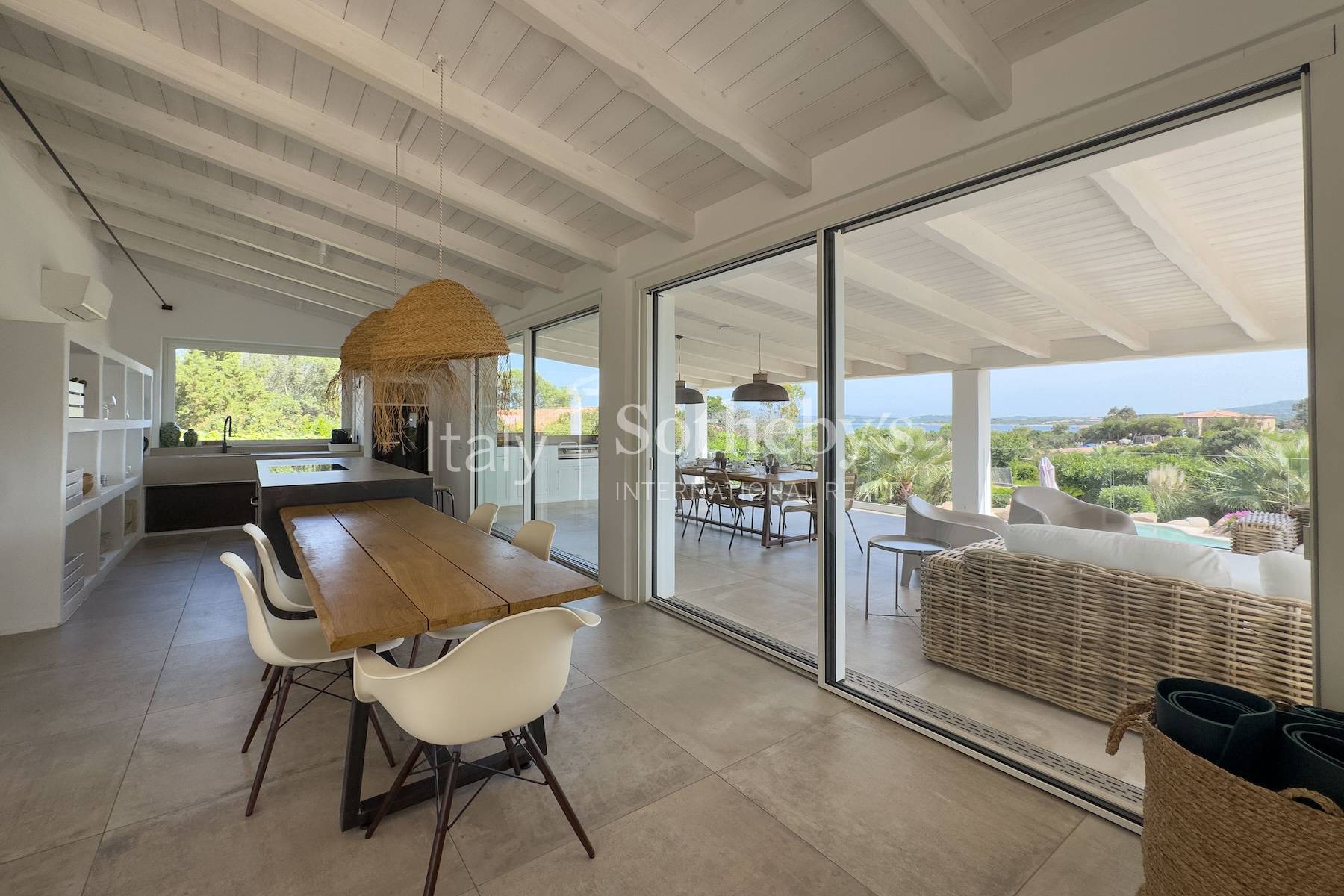  Modern villa with access to the sea - 物件實景