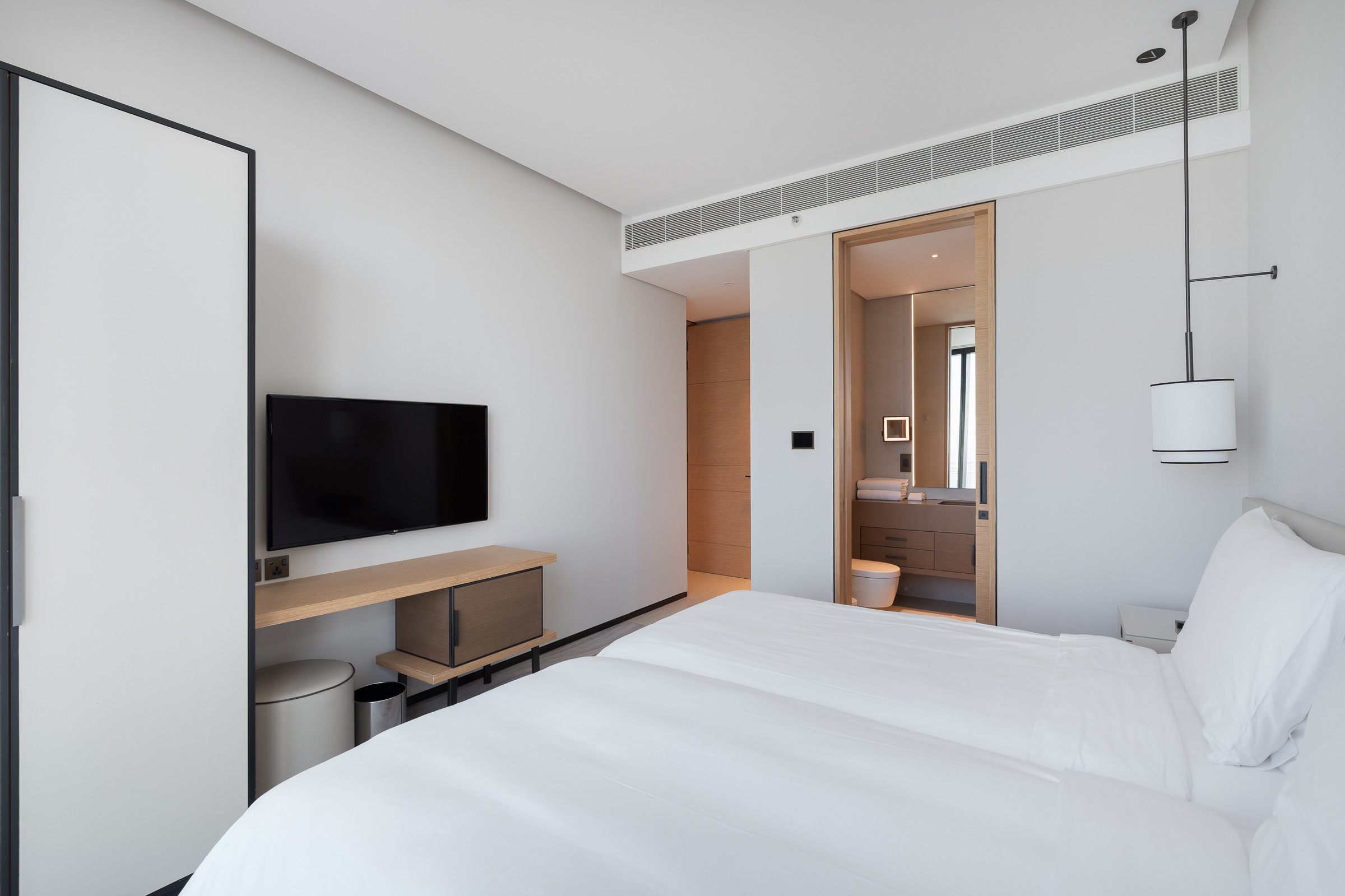 Fully-Serviced Branded Home With Sea Views in JBR - 物件實景