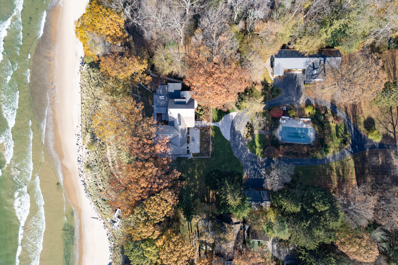 Fennville, Michigan, 49408, United States, 9 Bedrooms Bedrooms, ,10 BathroomsBathrooms,Residential,For Sale,1992421