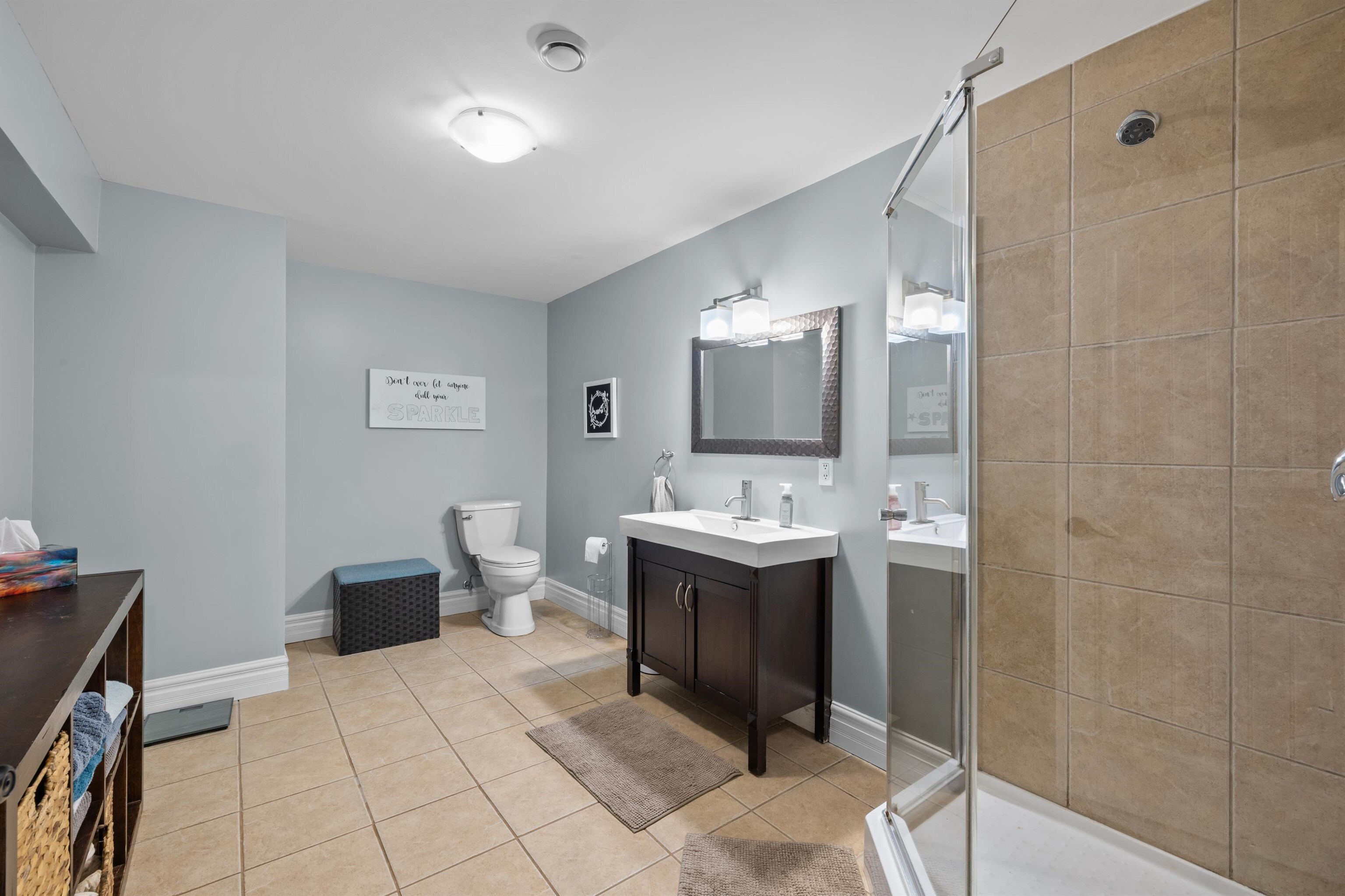 WINSLOE SOUTH, Prince Edward Island, C1E 2Y2, CA, 5 Bedrooms Bedrooms, ,3 BathroomsBathrooms,Residential,For Sale,1876232