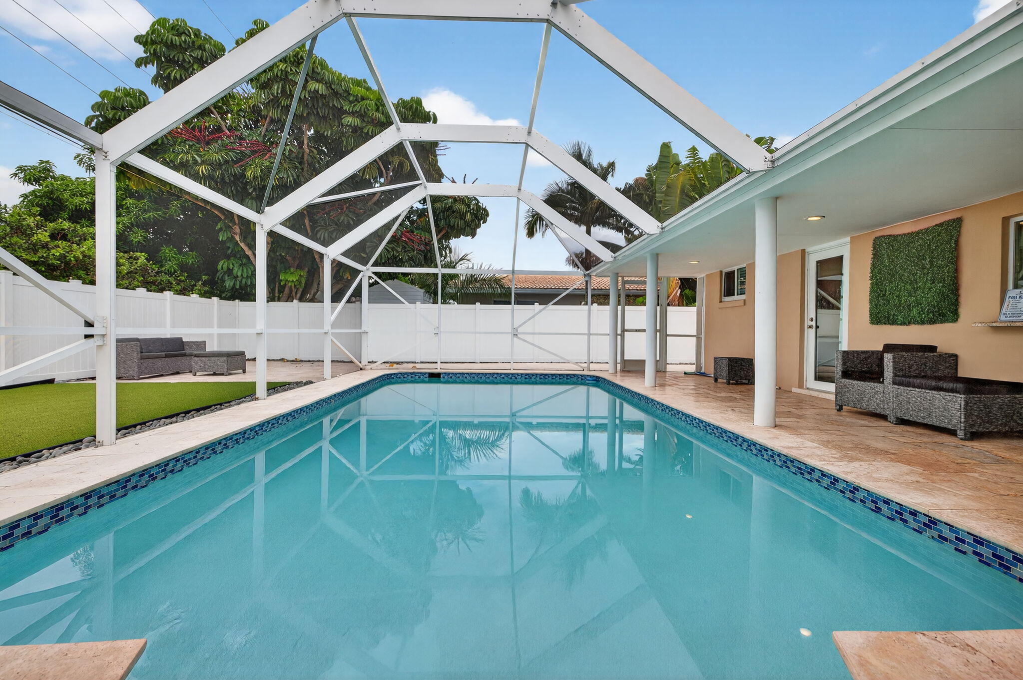 Fort Lauderdale, Florida, 33334, United States, 3 Bedrooms Bedrooms, ,2 BathroomsBathrooms,Residential,For Sale,1940437
