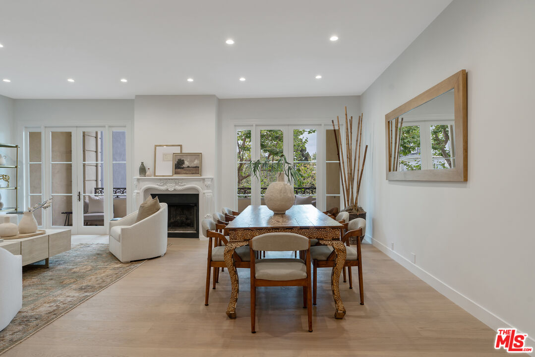 Los Angeles, California, 90067, United States, 2 Bedrooms Bedrooms, ,3 BathroomsBathrooms,Residential,For Sale,1901982