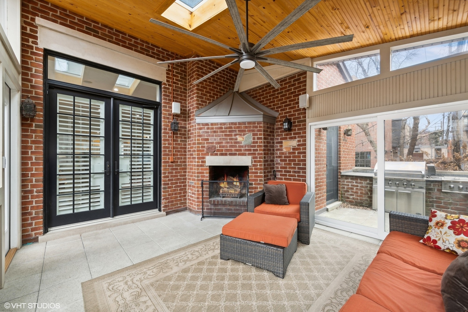 1515 N North Park Avenue, Chicago, Illinois, 60610, United States, 7 Bedrooms Bedrooms, ,6 BathroomsBathrooms,Residential,For Sale,1515 N North Park Avenue,1247727