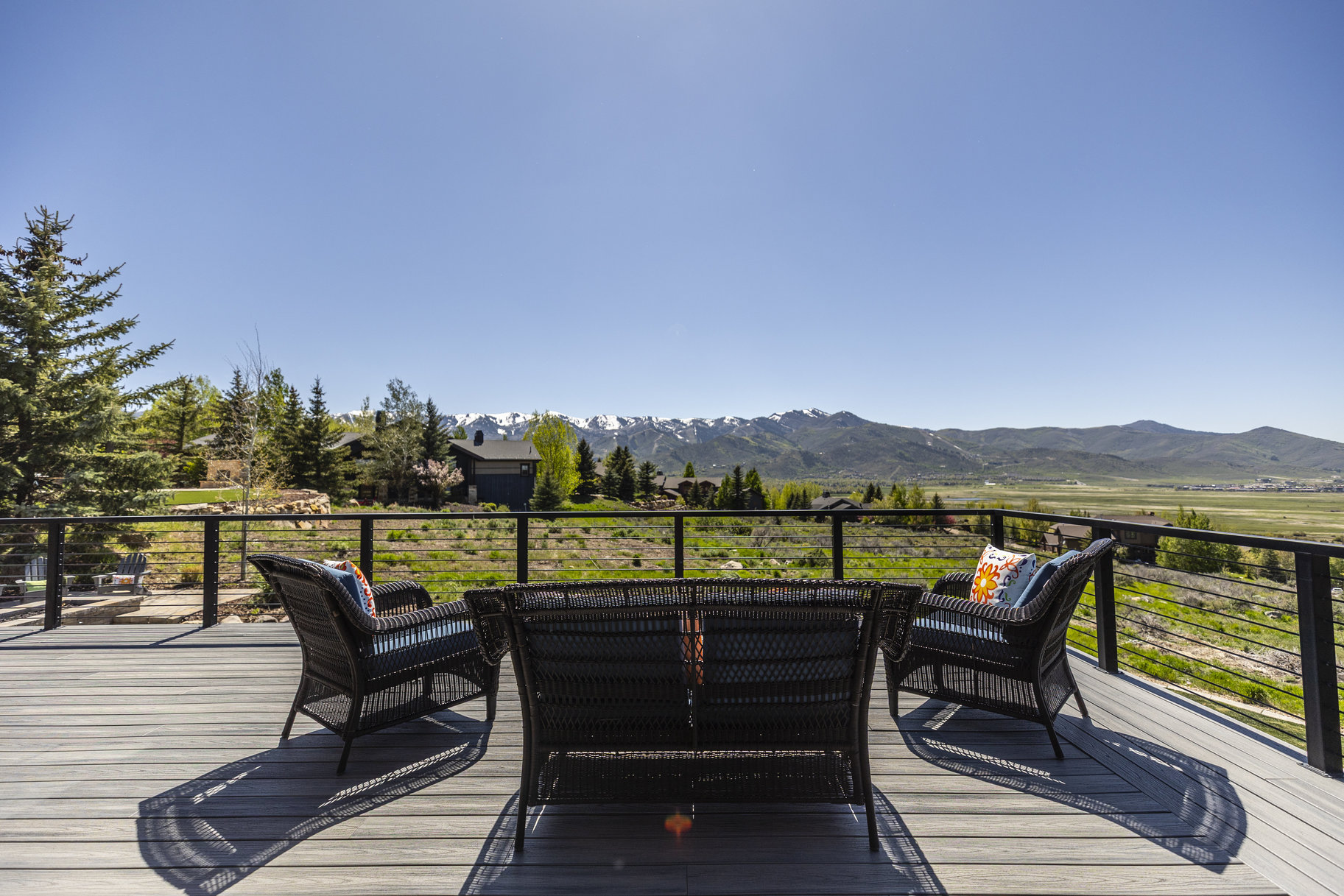  Framed by Panoramic Mountain Views with Access to Round Valley