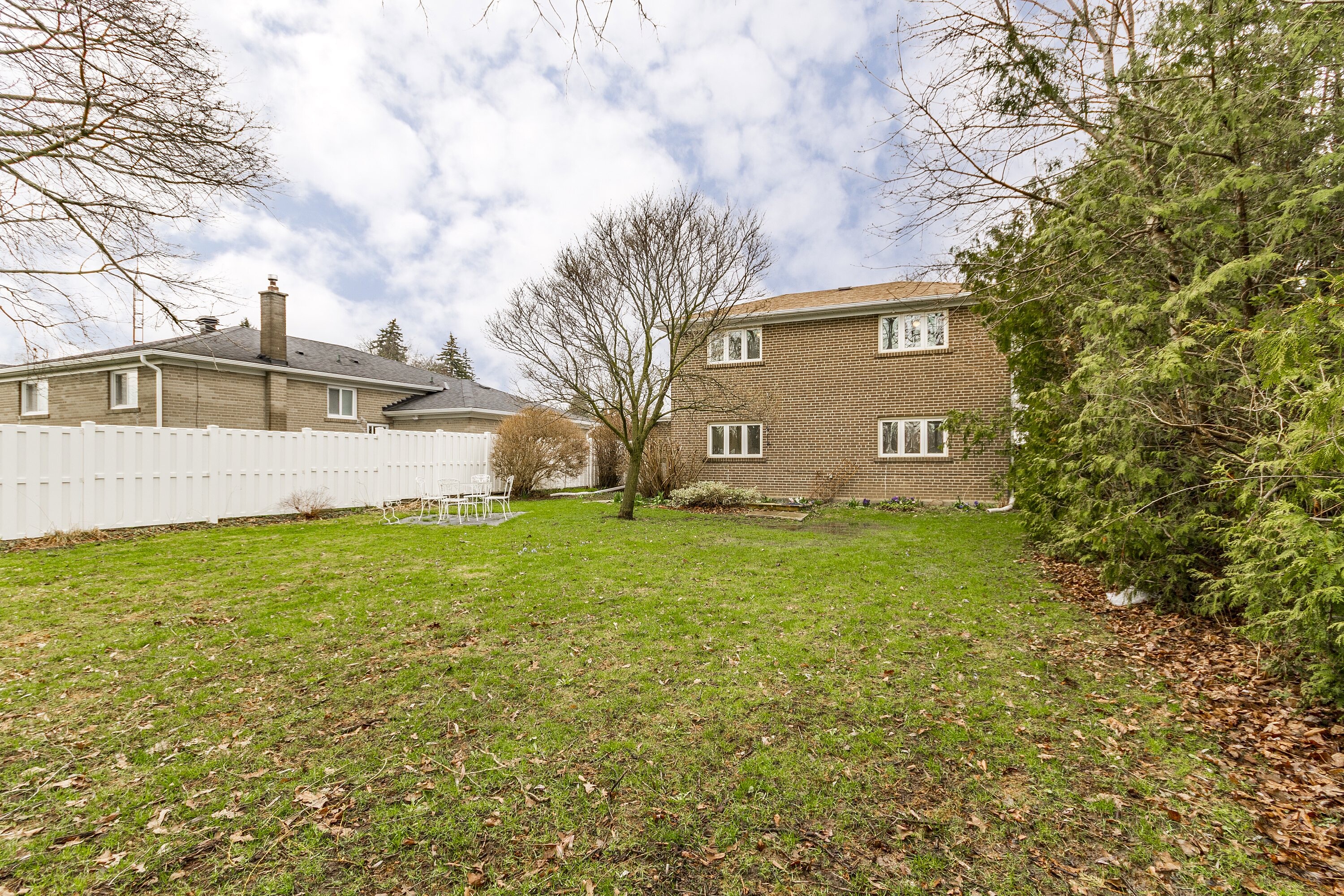  Hillcrest Village - 物件實景