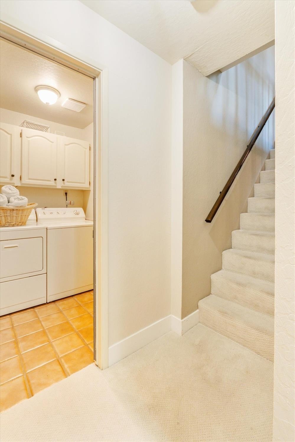 Murphys, California, 95247, United States, 4 Bedrooms Bedrooms, ,3 BathroomsBathrooms,Residential,For Sale,1981649