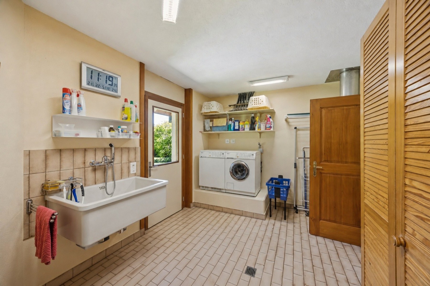  Elegant, luxury villa in a sought-after neighborhood in Villars-sur-Glâne - 物件實景