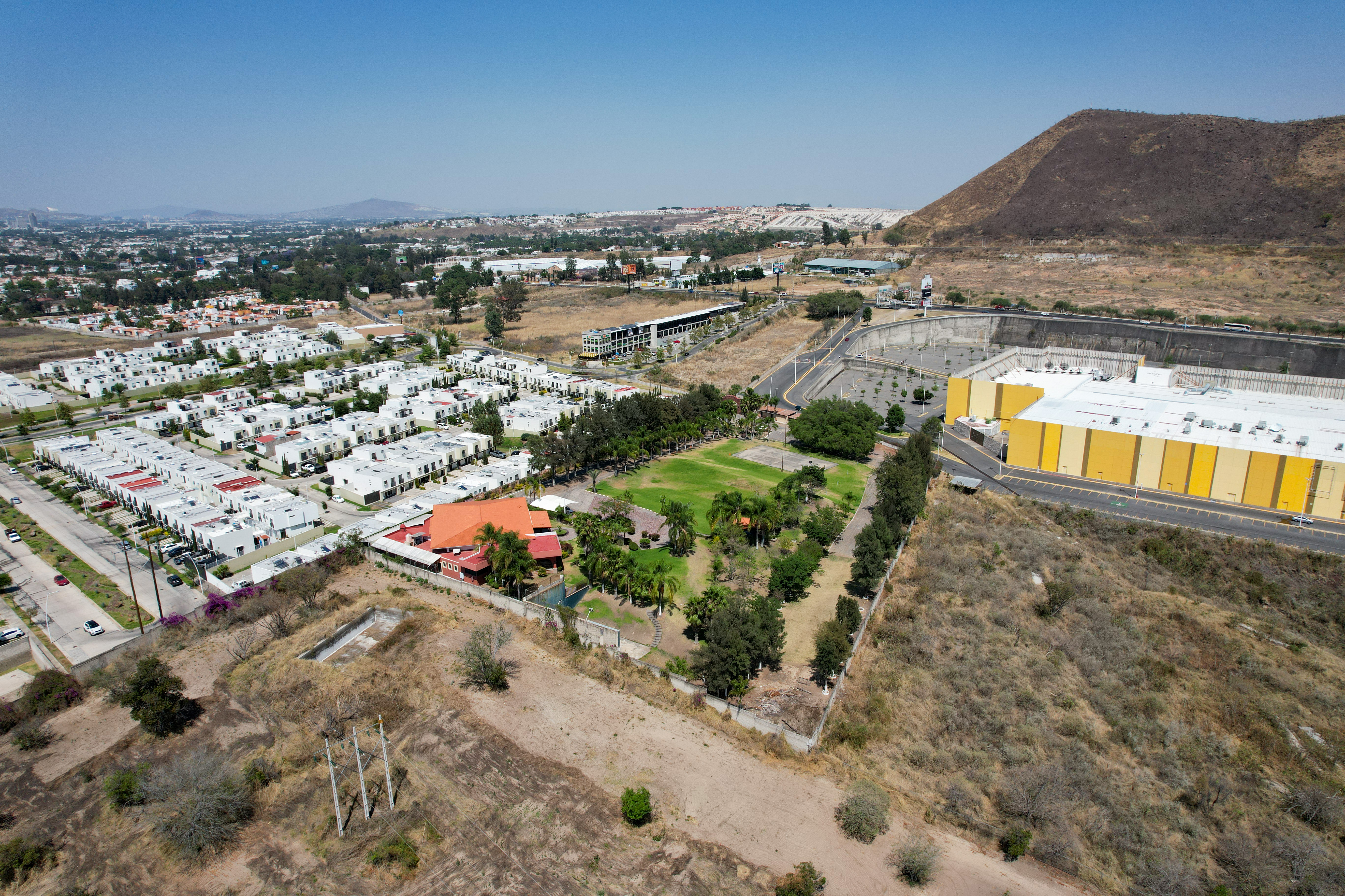  Terreno con alto potencial de desarrollo antes de las Plazas Outlet. San Agustín - 物件實景