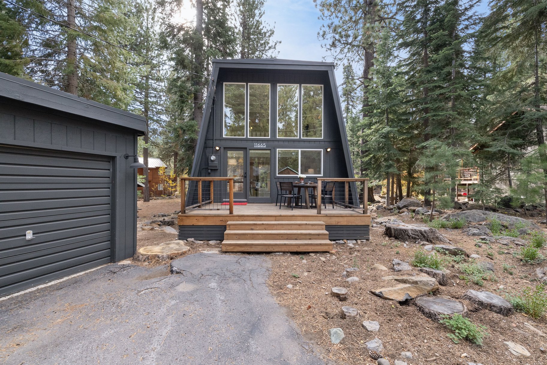  Modern Mountain Retreat Backing to Forest Service Land - 物件實景