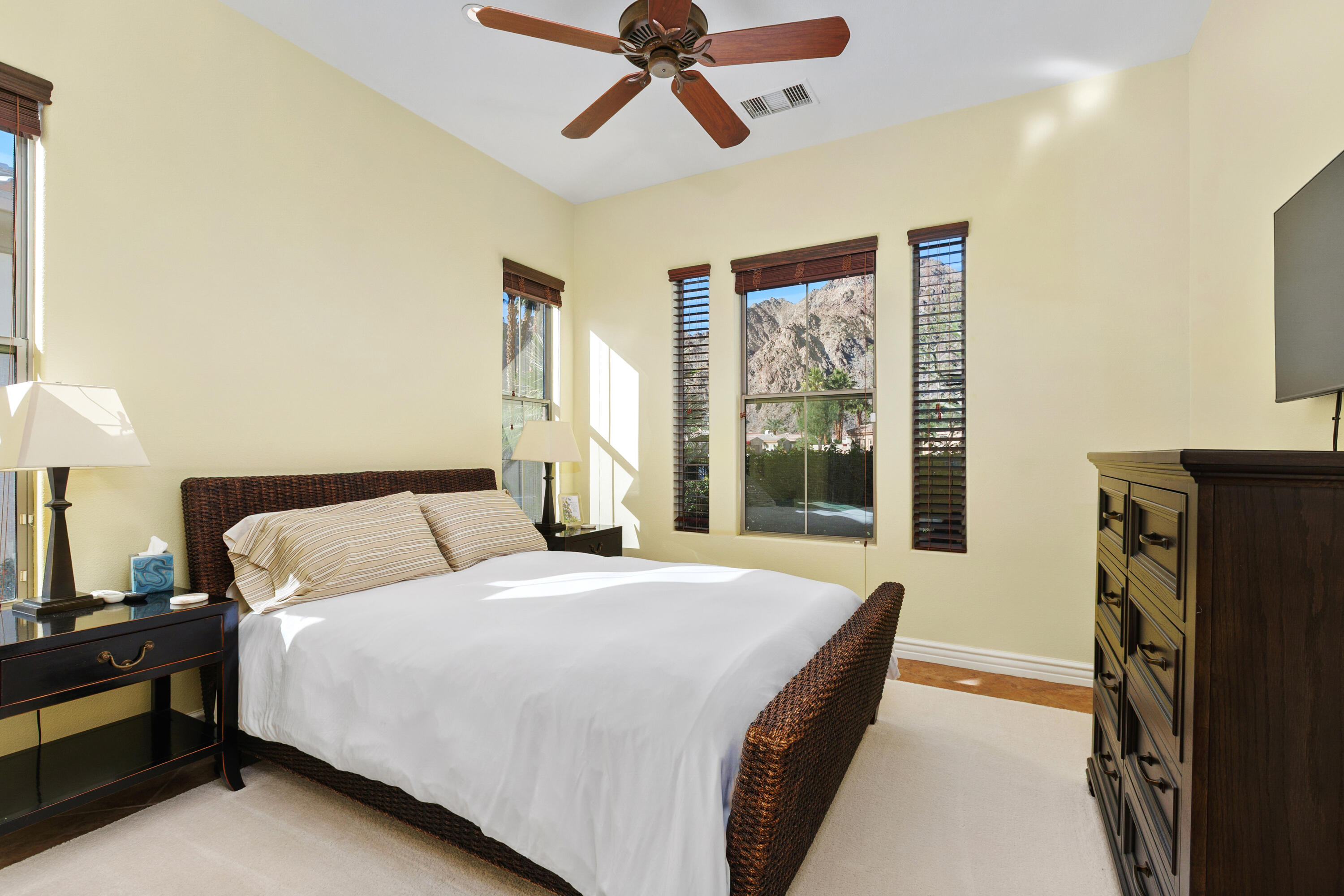 La Quinta, California, 92253, United States, 4 Bedrooms Bedrooms, ,4 BathroomsBathrooms,Residential,For Sale,2002150