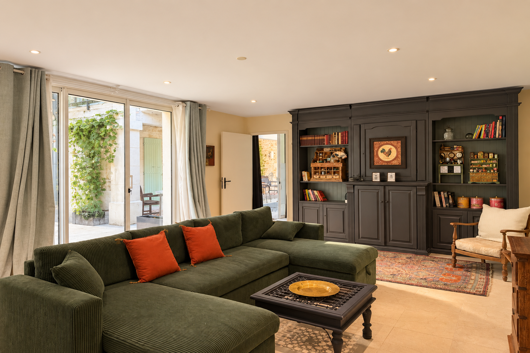  35 Minutes from Uzès – Charming 510 sqm Provençal Farmhouse Set Within 1.8 Hect… - 物件實景