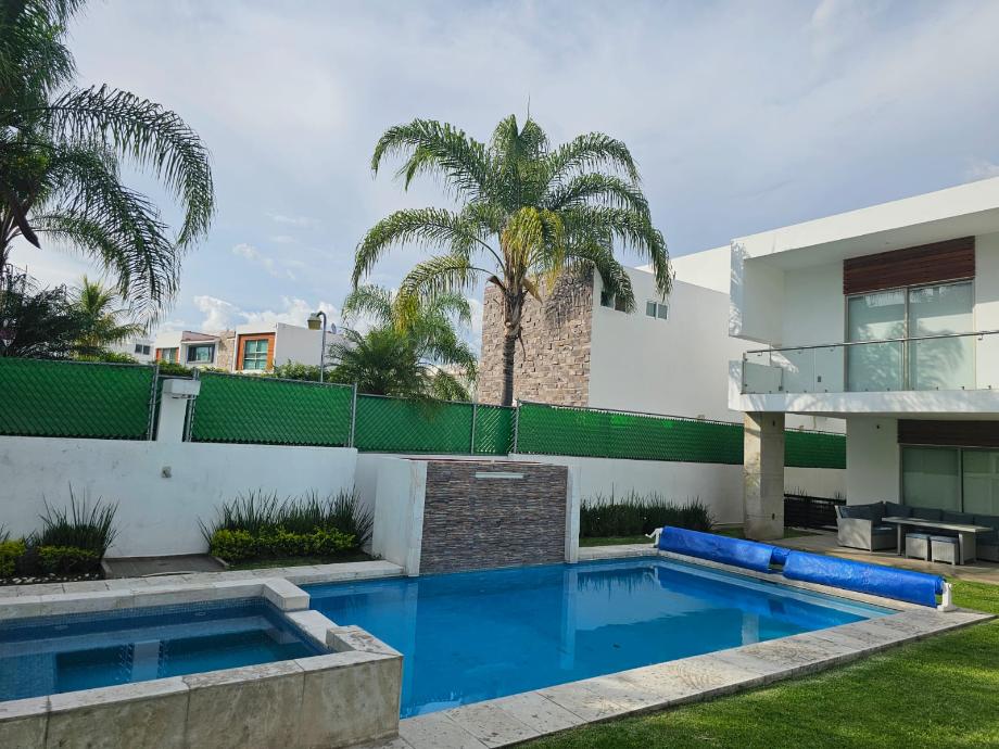 Atlatlahucan, Morelos, 62847, Mexico, 4 Bedrooms Bedrooms, ,4 BathroomsBathrooms,Residential,For Sale,1918557