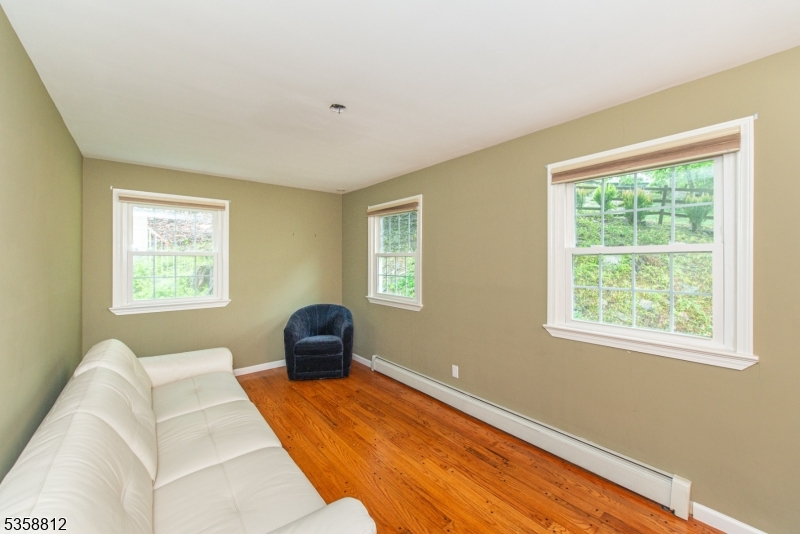 Sparta Twp., New Jersey, 07871, United States, 4 Bedrooms Bedrooms, ,3 BathroomsBathrooms,Residential,For Sale,1901474