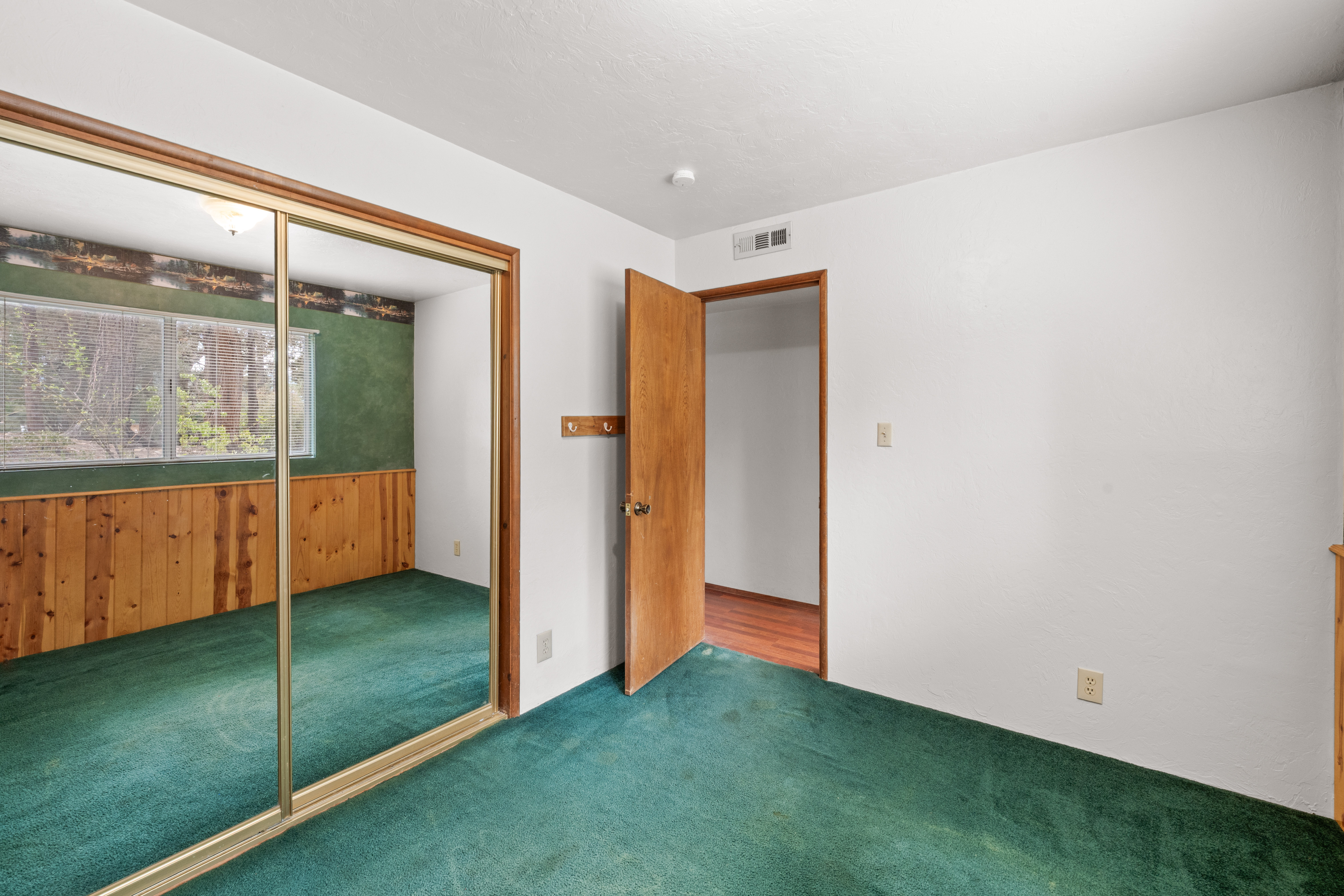  1172 Mound Street, Big Bear City, CA 92314 - 物件實景