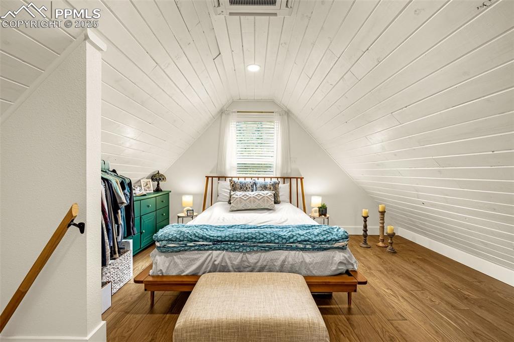 Colorado Springs, Colorado, 80903, United States, 3 Bedrooms Bedrooms, ,2 BathroomsBathrooms,Residential,For Sale,1949887