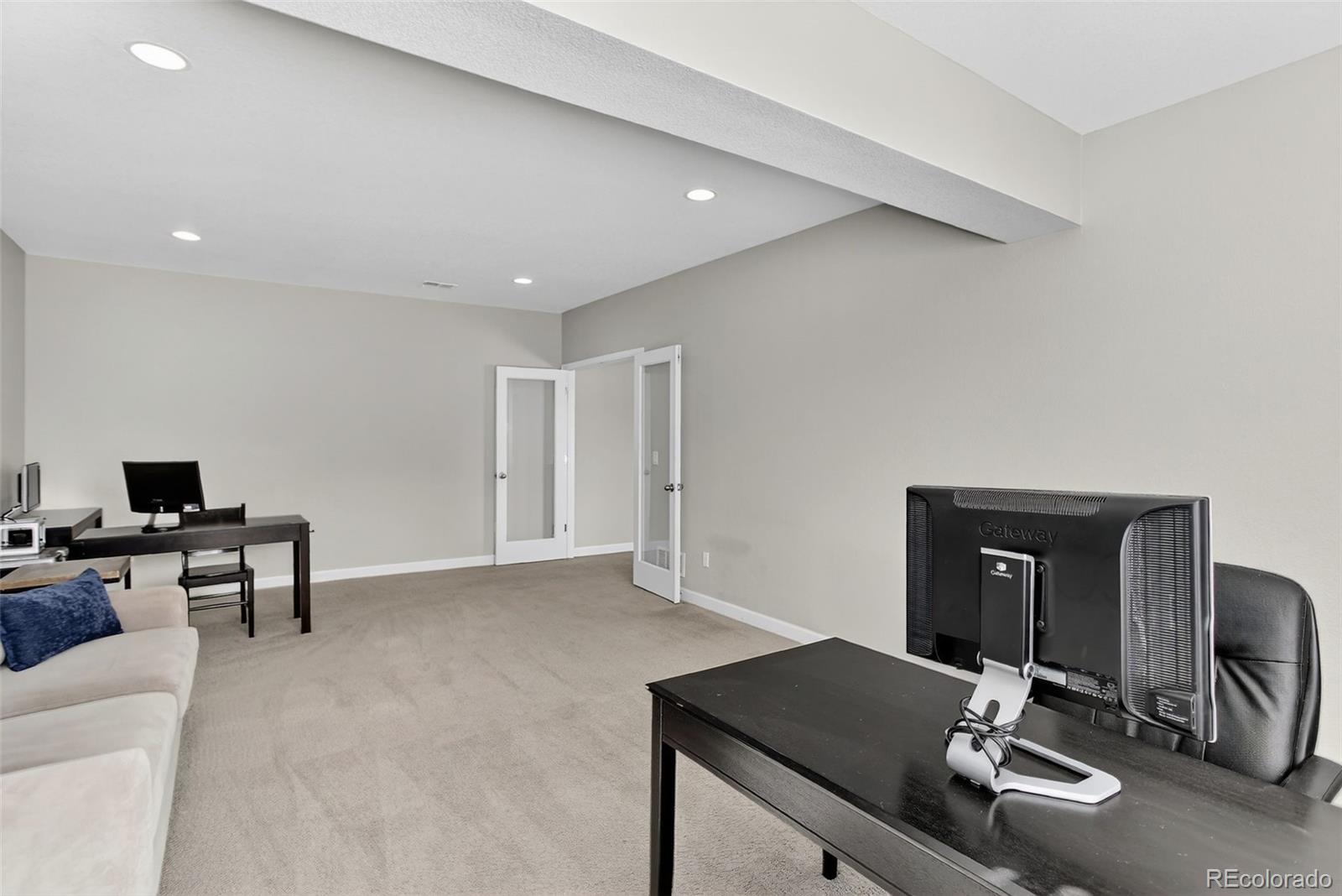 Arvada, Colorado, 80007, United States, 5 Bedrooms Bedrooms, ,1 BathroomBathrooms,Residential,For Sale,1992181