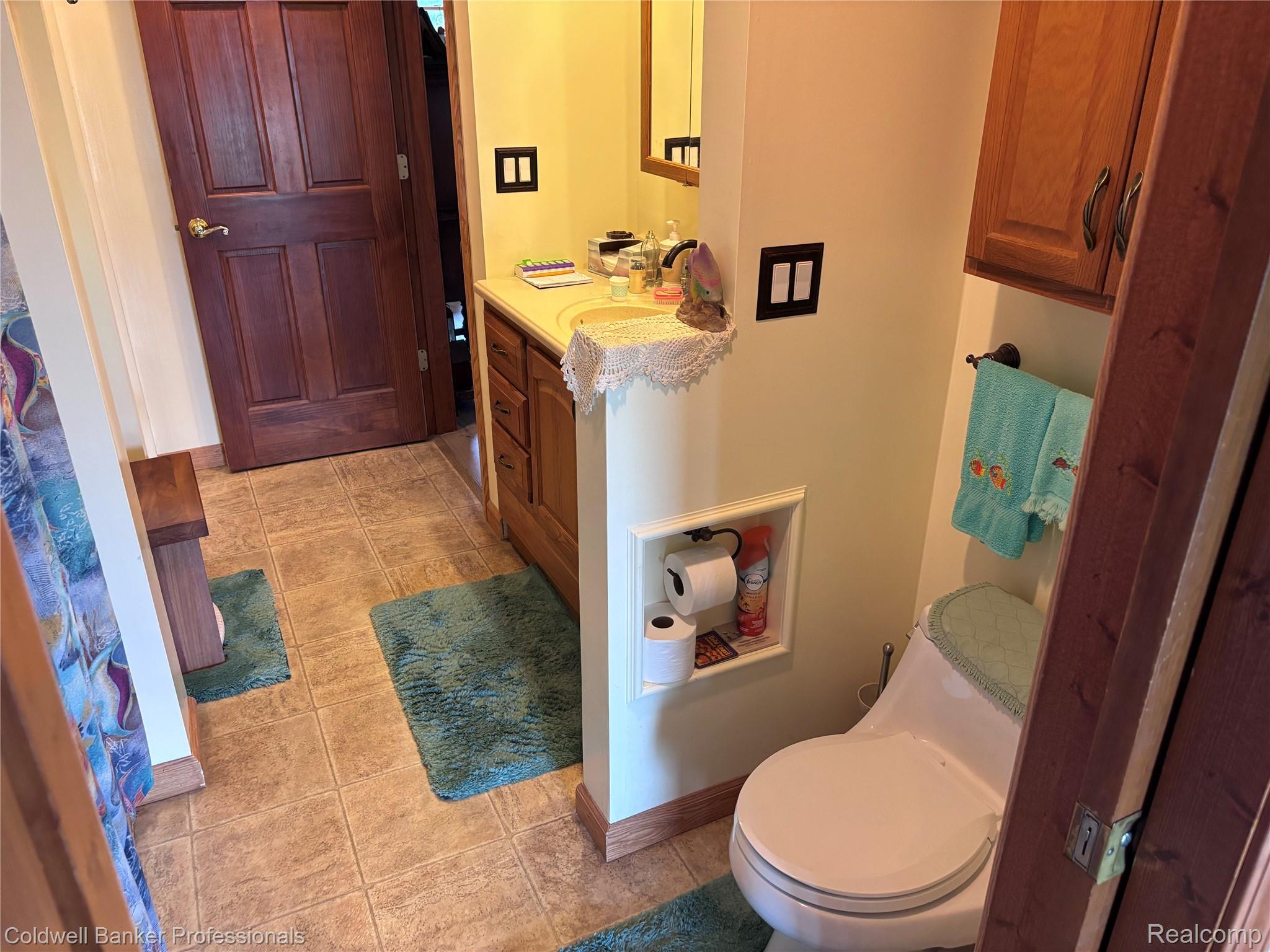 HarrisonTownship, Michigan, 48045, United States, 4 Bedrooms Bedrooms, ,3 BathroomsBathrooms,Residential,For Sale,1896563