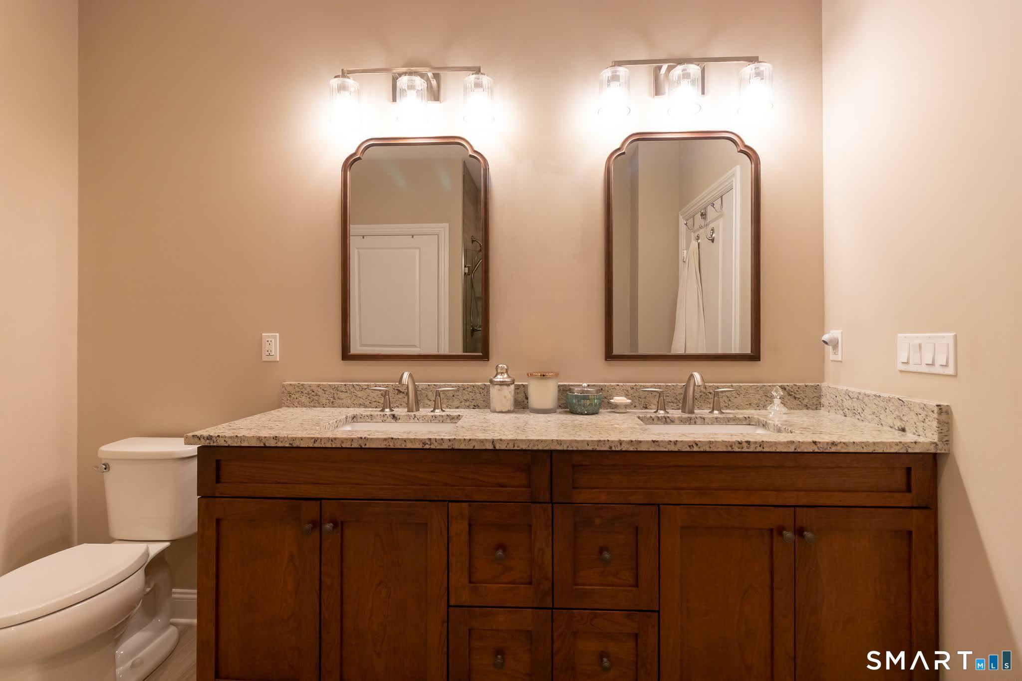 Cheshire, Connecticut, 06410, United States, 3 Bedrooms Bedrooms, ,3 BathroomsBathrooms,Residential,For Sale,2005318