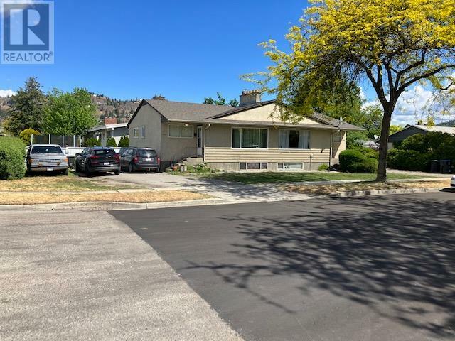 KELOWNA, British Columbia, V1Y 6W6, CA, 2 Bedrooms Bedrooms, ,1 BathroomBathrooms,Residential,For Sale,1961766