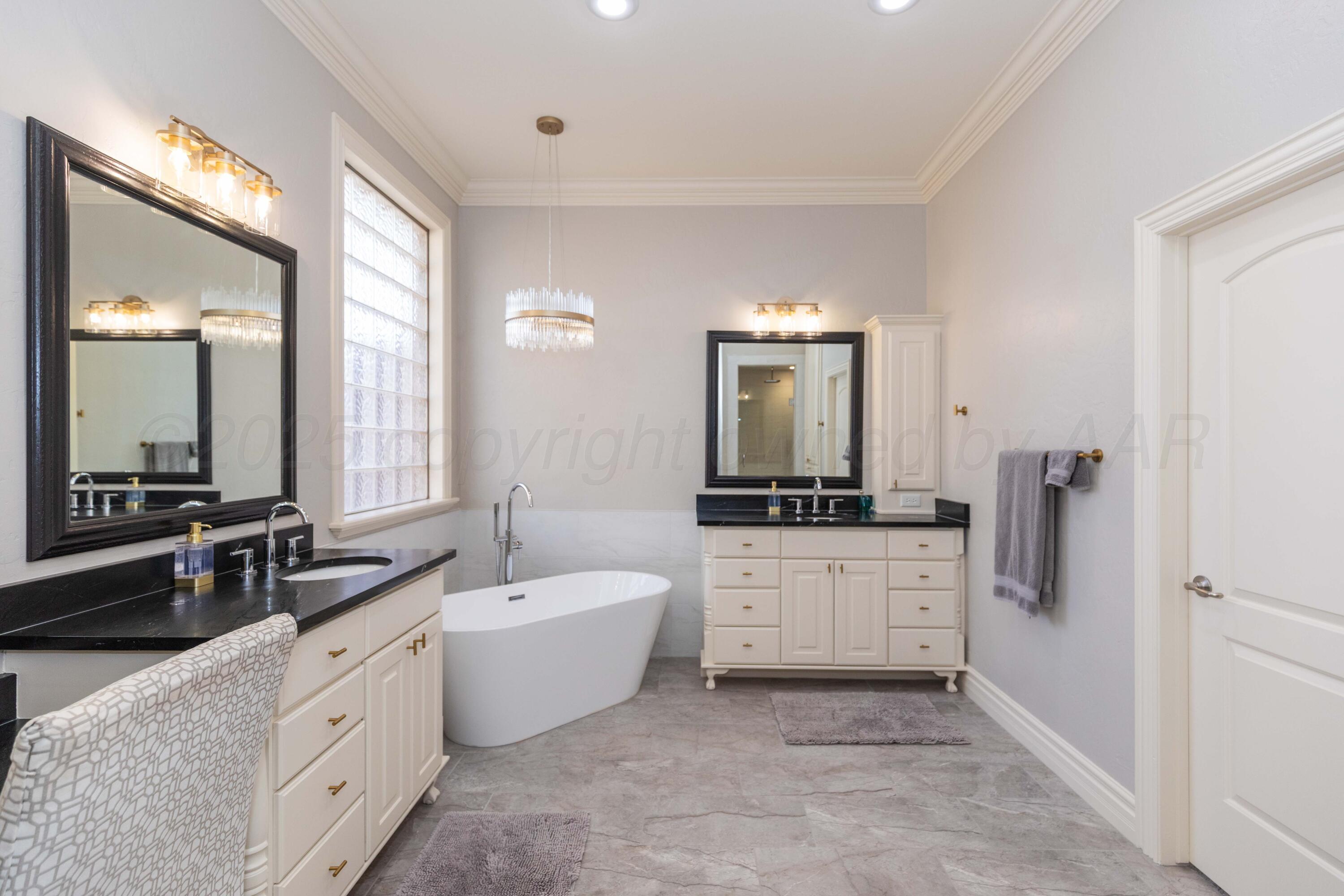 Amarillo, Texas, 79119, United States, 4 Bedrooms Bedrooms, ,5 BathroomsBathrooms,Residential,For Sale,1988347