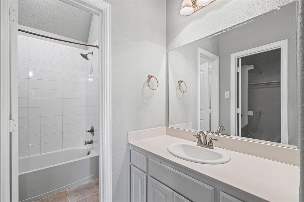 Mclendon Chisholm, Texas, 75032, United States, 4 Bedrooms Bedrooms, ,4 BathroomsBathrooms,Residential,For Sale,1944809