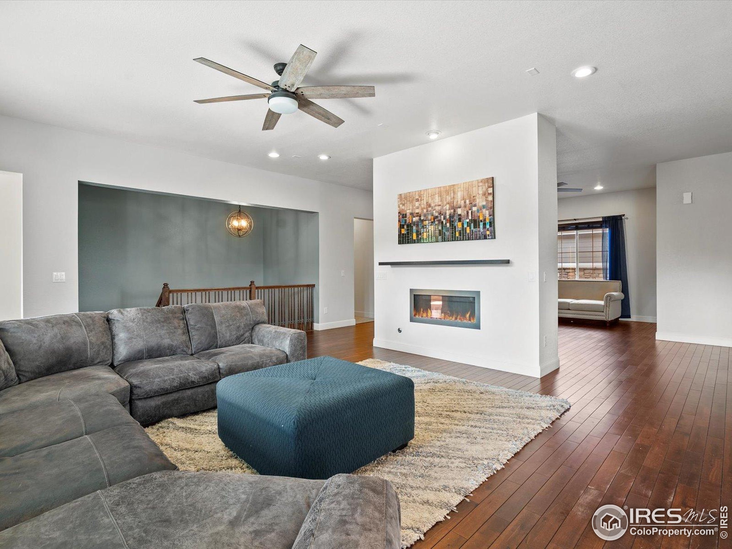 Arvada, Colorado, 80007, United States, 4 Bedrooms Bedrooms, ,3 BathroomsBathrooms,Residential,For Sale,1917292