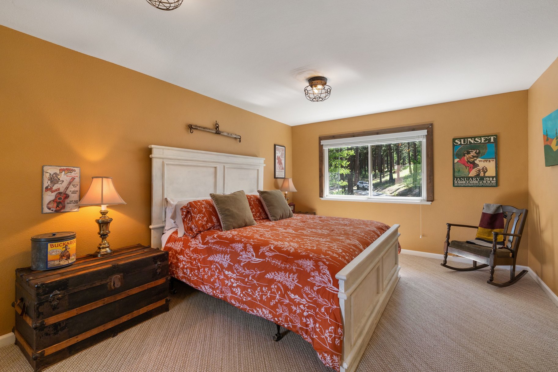  Hilltop Whitehawk Ranch Estate with Sweeping Meadow, Pond & Mountain Views - 物件實景