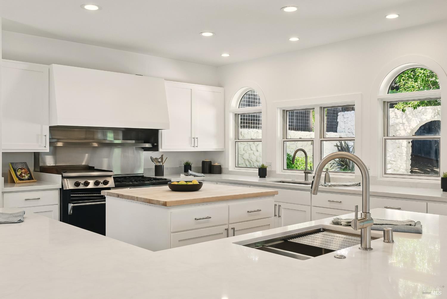 Woodacre, California, 94973, United States, 5 Bedrooms Bedrooms, ,3 BathroomsBathrooms,Residential,For Sale,1838078