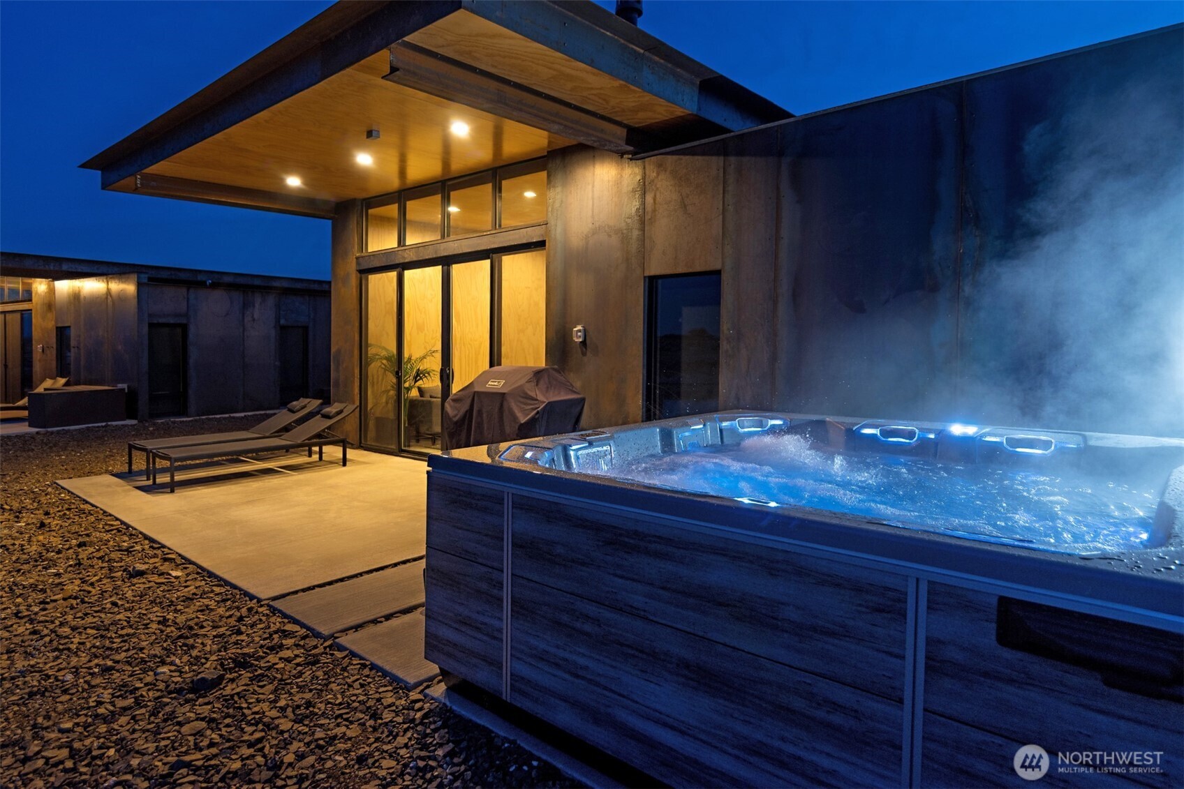 Quincy, Washington, 98848, United States, 2 Bedrooms Bedrooms, ,1 BathroomBathrooms,Residential,For Sale,2003117