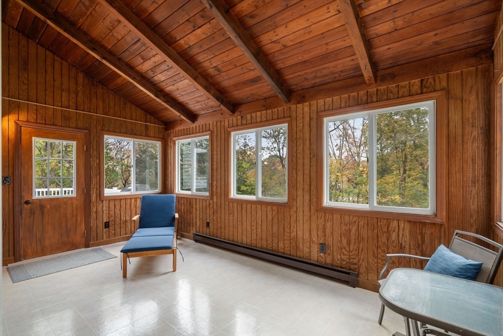 Marlborough, Massachusetts, 01752, United States, 4 Bedrooms Bedrooms, ,Residential,For Sale,1987097