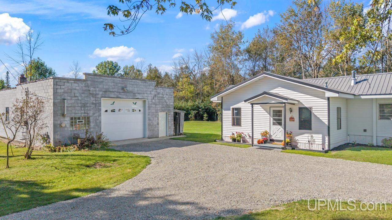 K Rd, Bark River, MI 49807 #1