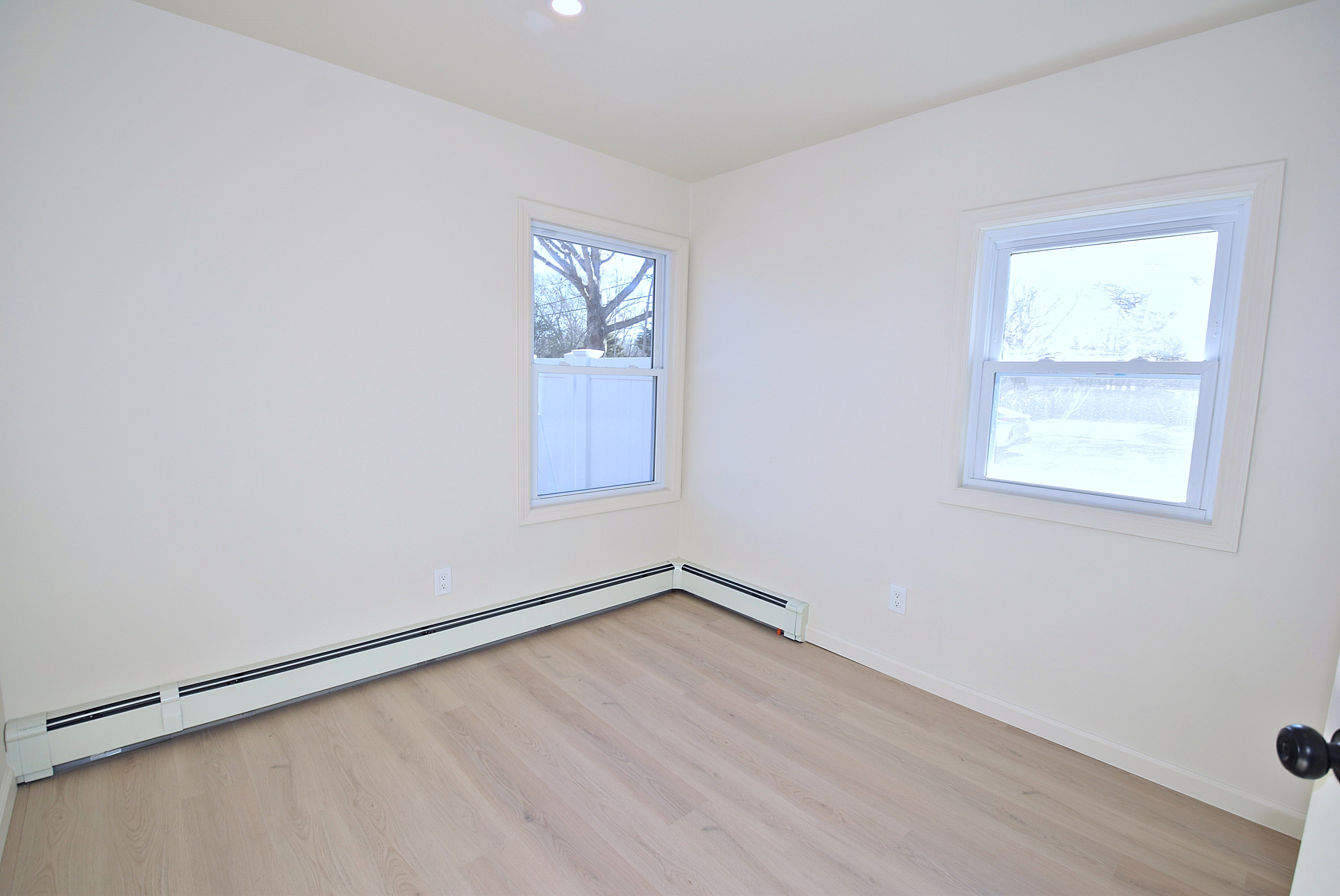 Islip Terrace, New York, 11752, United States, 3 Bedrooms Bedrooms, ,1 BathroomBathrooms,Residential,For Sale,2001528