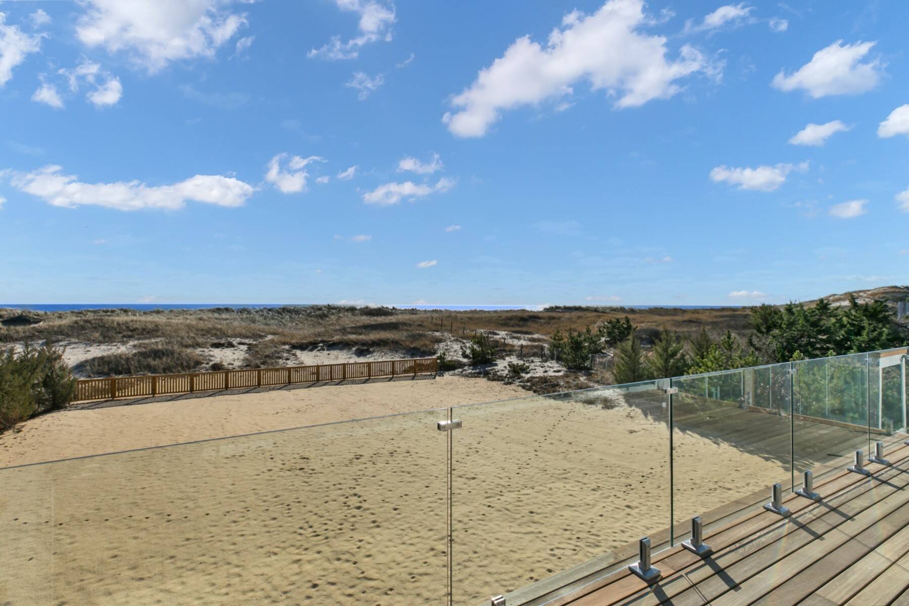 BRAND NEW MODERN OCEANFRONT w/ POOL on 2.6 ACRES IN AMAGANSETT - 物件實景