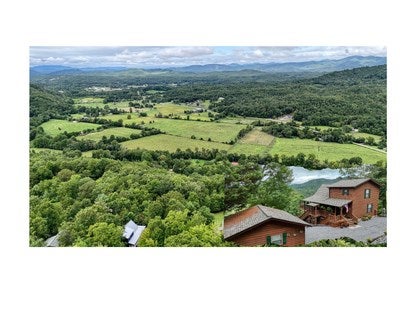 Murphy, North Carolina, 28906, United States, 3 Bedrooms Bedrooms, ,3 BathroomsBathrooms,Residential,For Sale,1917249