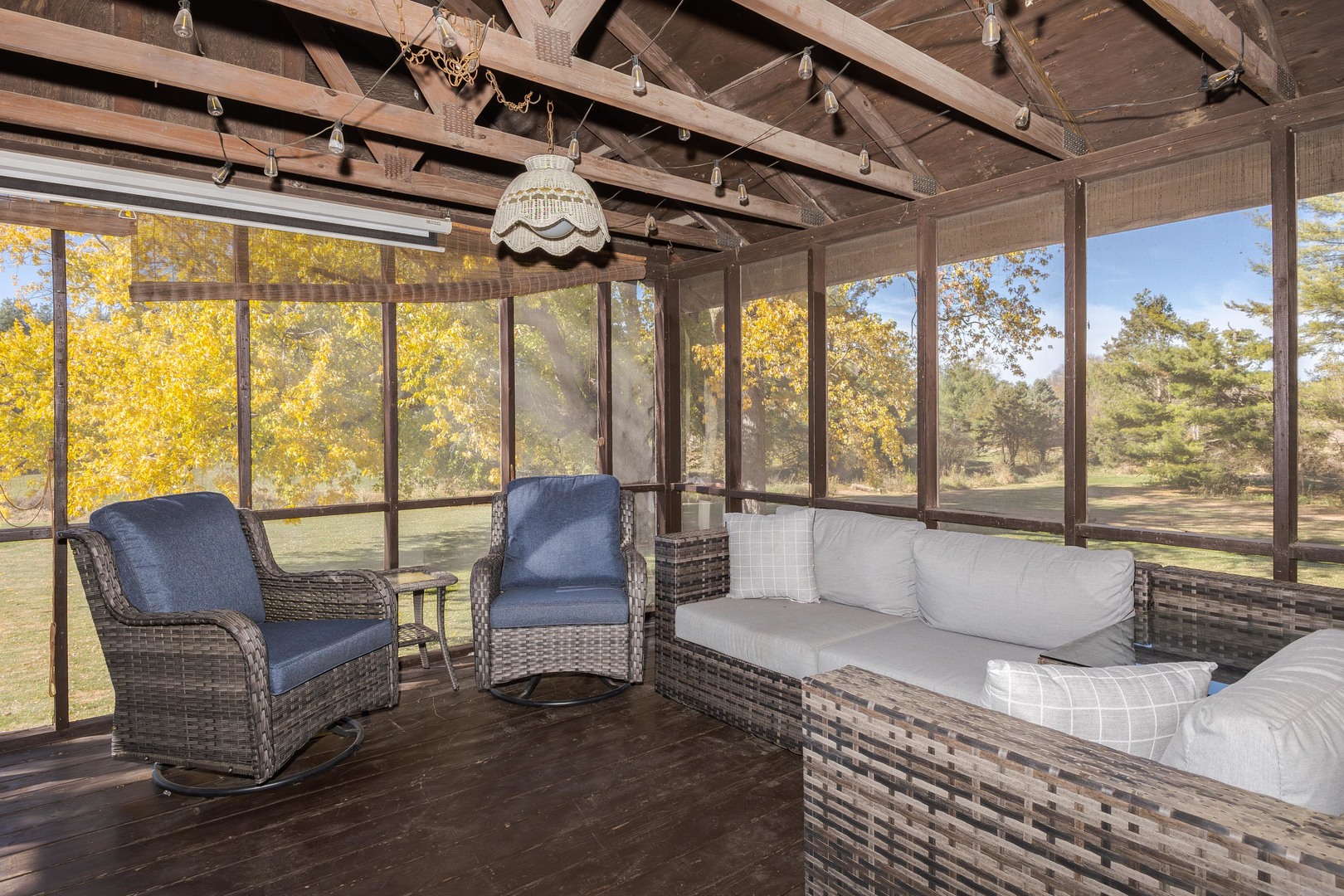 Heyworth, Illinois, 61745, United States, 3 Bedrooms Bedrooms, ,3 BathroomsBathrooms,Residential,For Sale,1989180