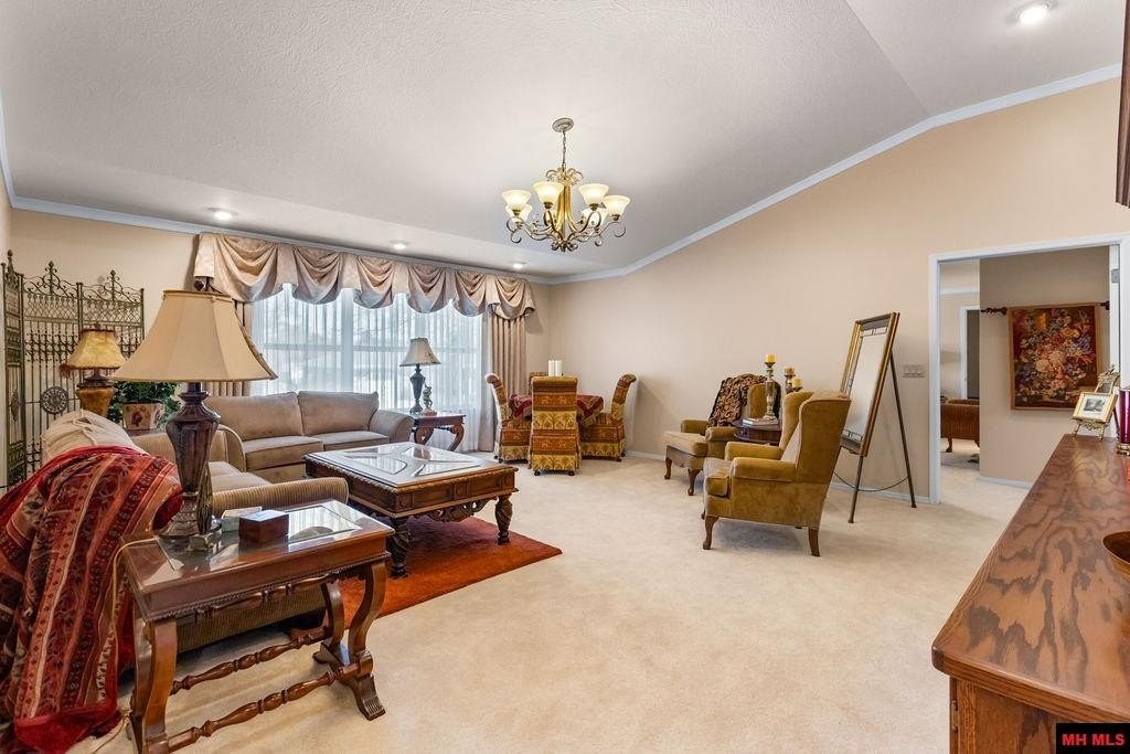 Mountain Home, Arkansas, 72653, United States, 3 Bedrooms Bedrooms, ,4 BathroomsBathrooms,Residential,For Sale,2036578