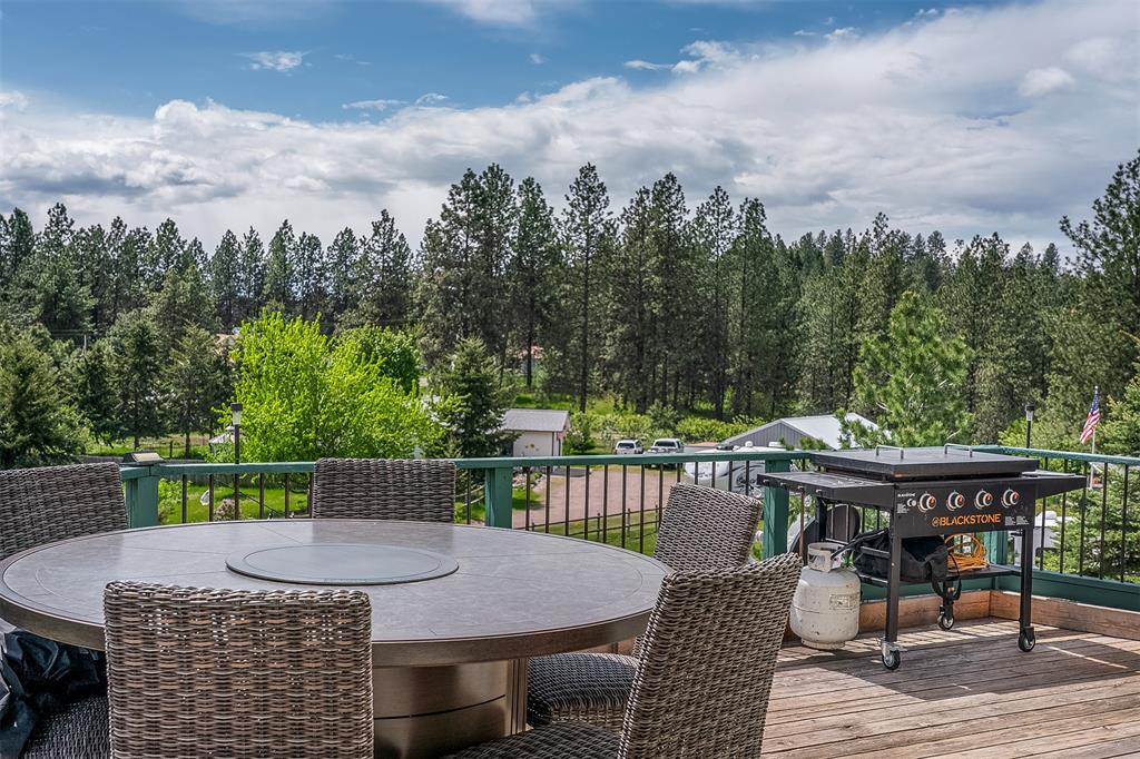 Polson, Montana, 59860, United States, 3 Bedrooms Bedrooms, ,3 BathroomsBathrooms,Residential,For Sale,1888121