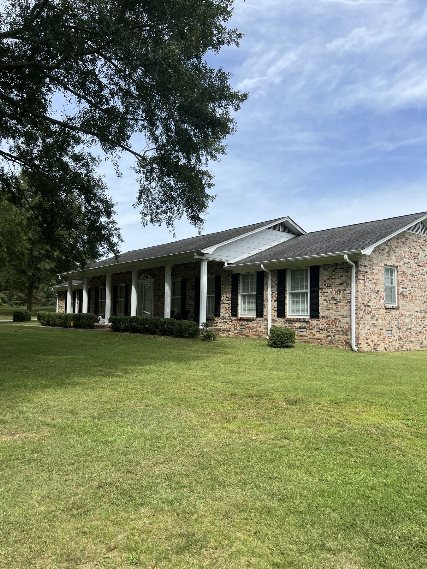 Moulton, Alabama, 35650, United States, 3 Bedrooms Bedrooms, ,2 BathroomsBathrooms,Residential,For Sale,1981747