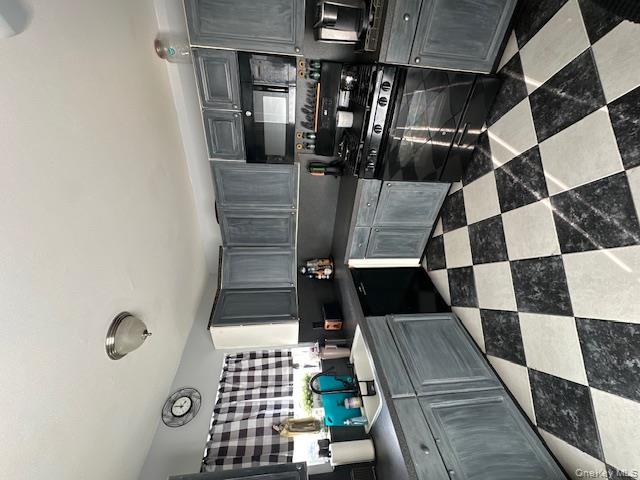 Staten Island, New York, 10309, United States, 3 Bedrooms Bedrooms, ,2 BathroomsBathrooms,Residential,For Sale,1918463