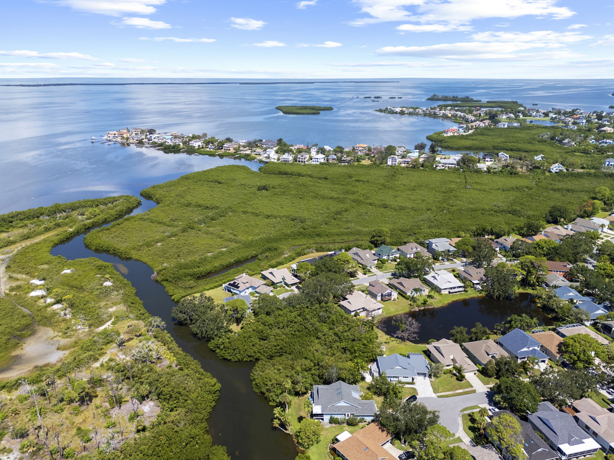 Tarpon Springs, Florida, 34689, United States, 3 Bedrooms Bedrooms, ,2 BathroomsBathrooms,Residential,For Sale,1976239